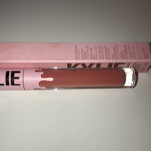 Kylie Matte Liquid Lipstick  a moment NEW - Picture 6 of 6